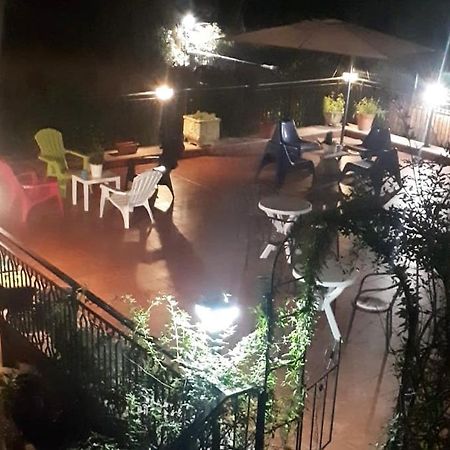 Le Streghe Di Roma Hotel Exterior photo