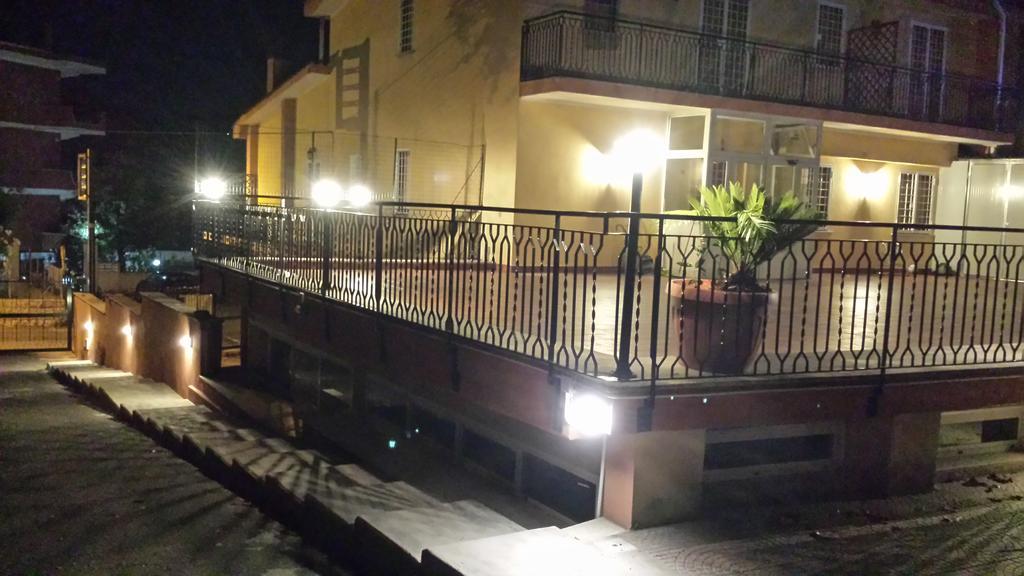 Le Streghe Di Roma Hotel Exterior photo