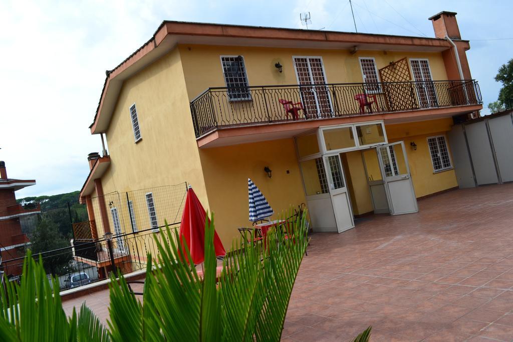 Le Streghe Di Roma Hotel Exterior photo